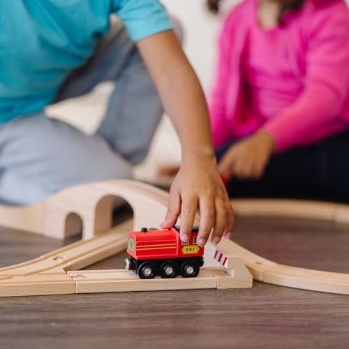 Melissa & Doug Classic Wooden Figure Eight Train Set (22 pcs) - Image 2