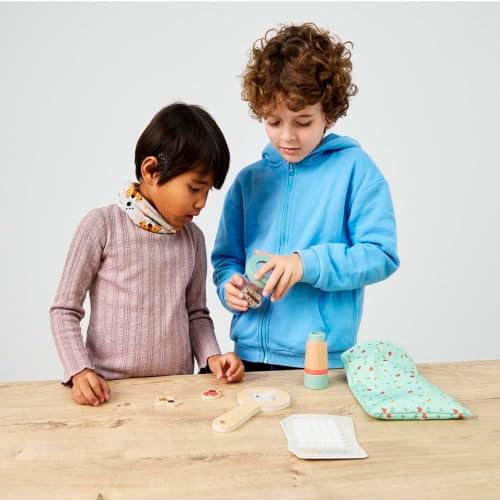 Miniland Outdoor Explorer Set, Bug Observation Tools - Insects Kit - Image 2