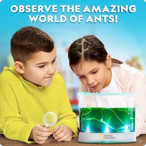 National Geographic Light-Up Ant Habitat Kit for Kids with Magnifiers - Image 2