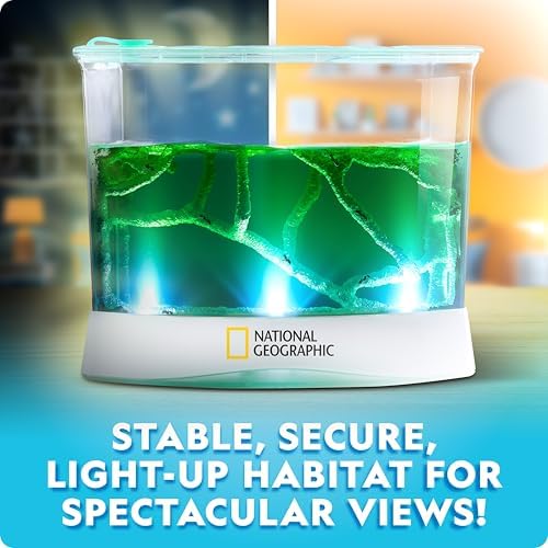 National Geographic Light-Up Ant Habitat Kit for Kids with Magnifiers - Image 3
