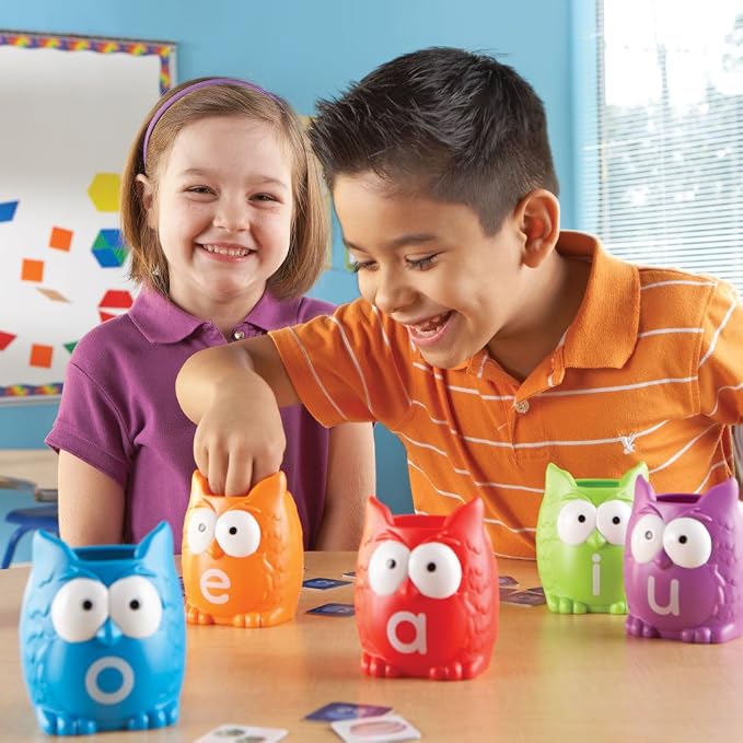 Learning Resources Vowel Owls Sorting Set - Phonics Games for Kids, Vowel Sounds, Toddlers Vocabulary Building, ABC Word Game, Reading skills Toys, Learn to Read, Gifts for Boys and Girls, multicolor - Image 2