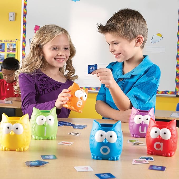 Learning Resources Vowel Owls Sorting Set - Phonics Games for Kids, Vowel Sounds, Toddlers Vocabulary Building, ABC Word Game, Reading skills Toys, Learn to Read, Gifts for Boys and Girls, multicolor - Image 9