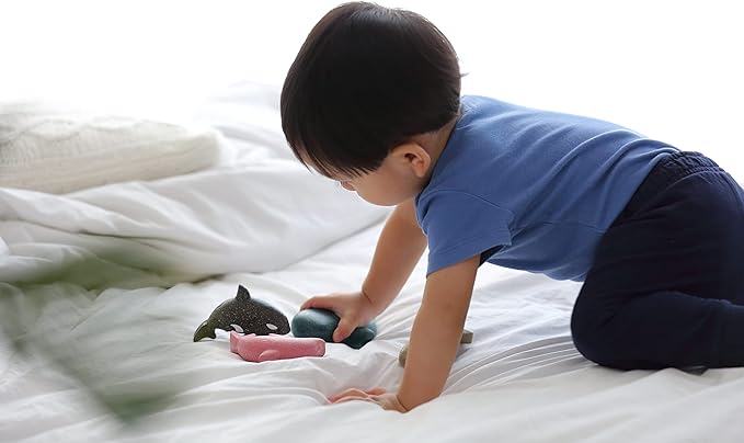 PlanToys® Whale Wooden Montessori Imaginative and Creative Play Toy | Language Development, Social Interaction and Early Coordination Activity | Eco Friendly Animal Figurine for Meaningful Play
