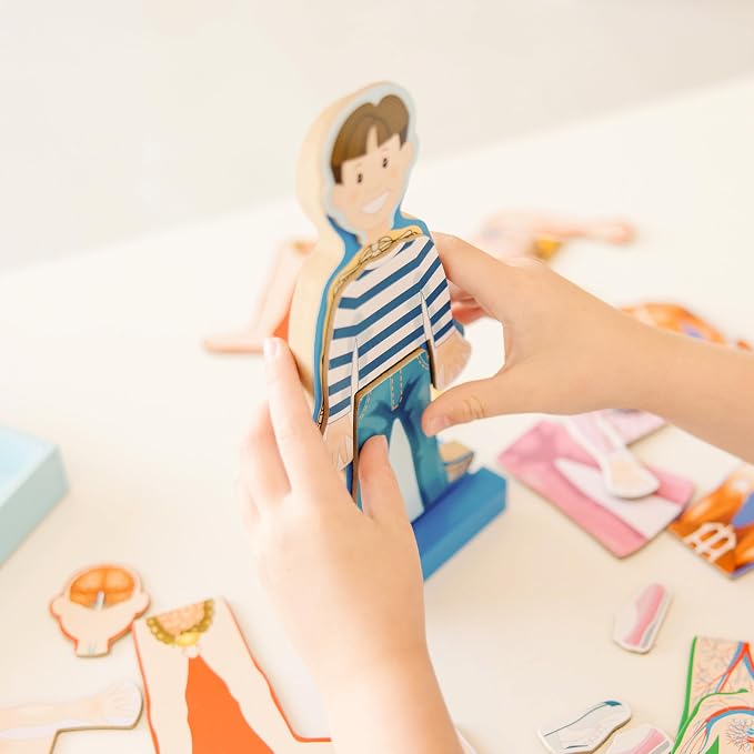Melissa & Doug Magnetic Human Body Anatomy Play Set with 24 Magnetic Pieces and Storage Tray - Image 4