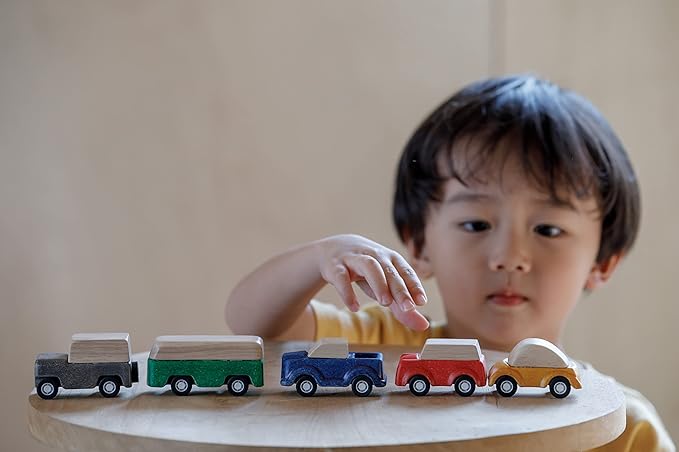 PlanToys® Car Set Wooden Montessori Vehicle Set | Early Movement, Imagination and Practical Life Exploration | Eco Friendly Car Set for Indoor and Outdoor Play