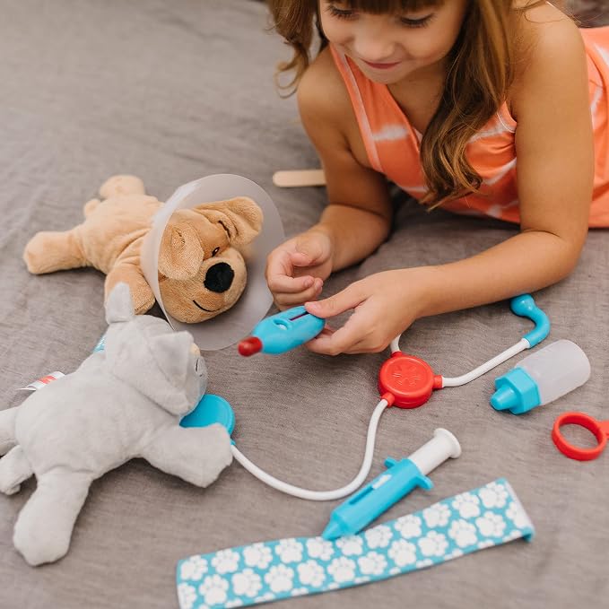 Melissa & Doug Examine and Treat Pet Vet Play Set, 24-Piece Animal Doctor Playset with Dog & Cat Plushies, Pet Doctor Kit & Accessories, Preschool Toys for Girls & Boys Ages 3+ - Image 7