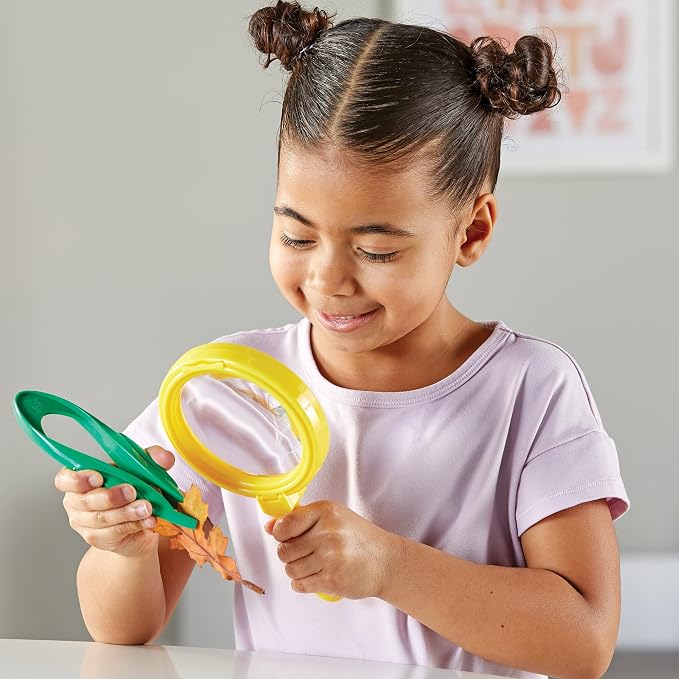 Learning Resources Primary Science Magnifier & Tweezers - Image 2