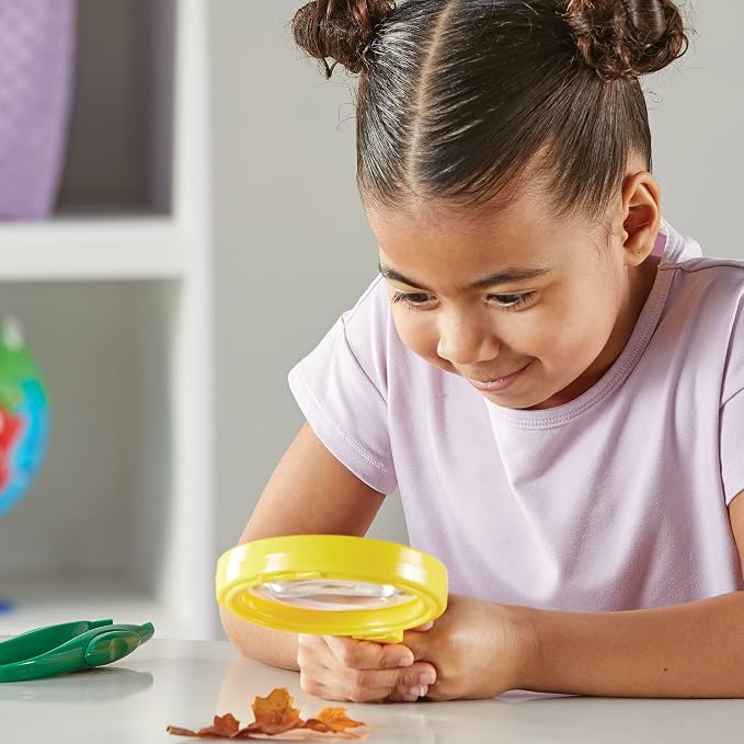 Learning Resources Primary Science Magnifier & Tweezers - Image 4