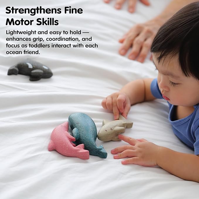PlanToys Wooden 4 Animal Sea Life Ocean Animal Playset (6129) | Sustainably Made from Rubberwood and Non-Toxic Paints and Dyes | Eco-Friendly PlanWood