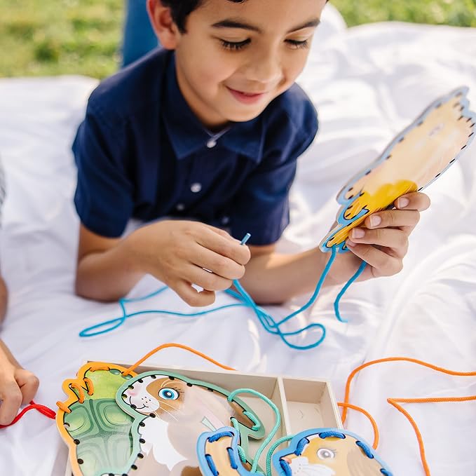Melissa & Doug Lace and Trace Activity Set: Pets - 5 Wooden Panels and 5 Matching Laces - Image 5