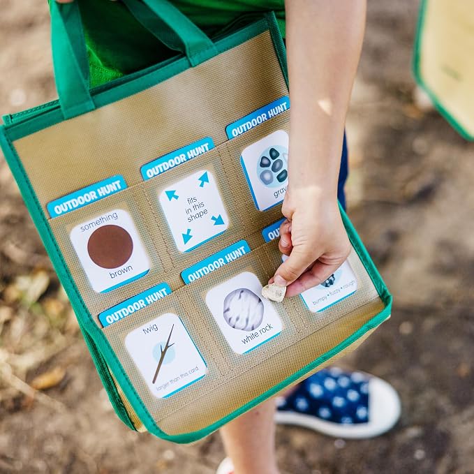 Melissa & Doug Let’s Explore Indoor/Outdoor Scavenger Hunt Play Set – 80 Double-Sided Cards - Image 6