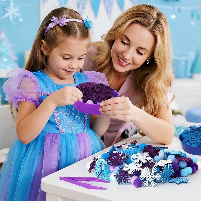 209 Pcs Winter Sensory Bin Items Winter Snowflake Counting Sorting Sensory Bin Filler Fine Motor Toys Frozen Snowflake Counts Winter Xmas Counting Toys for Preschool Education Activities - Image 7
