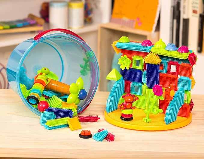 Battat Bristle Blocks Jungle Adventure Bucket, 128-Piece Building Set - Image 4